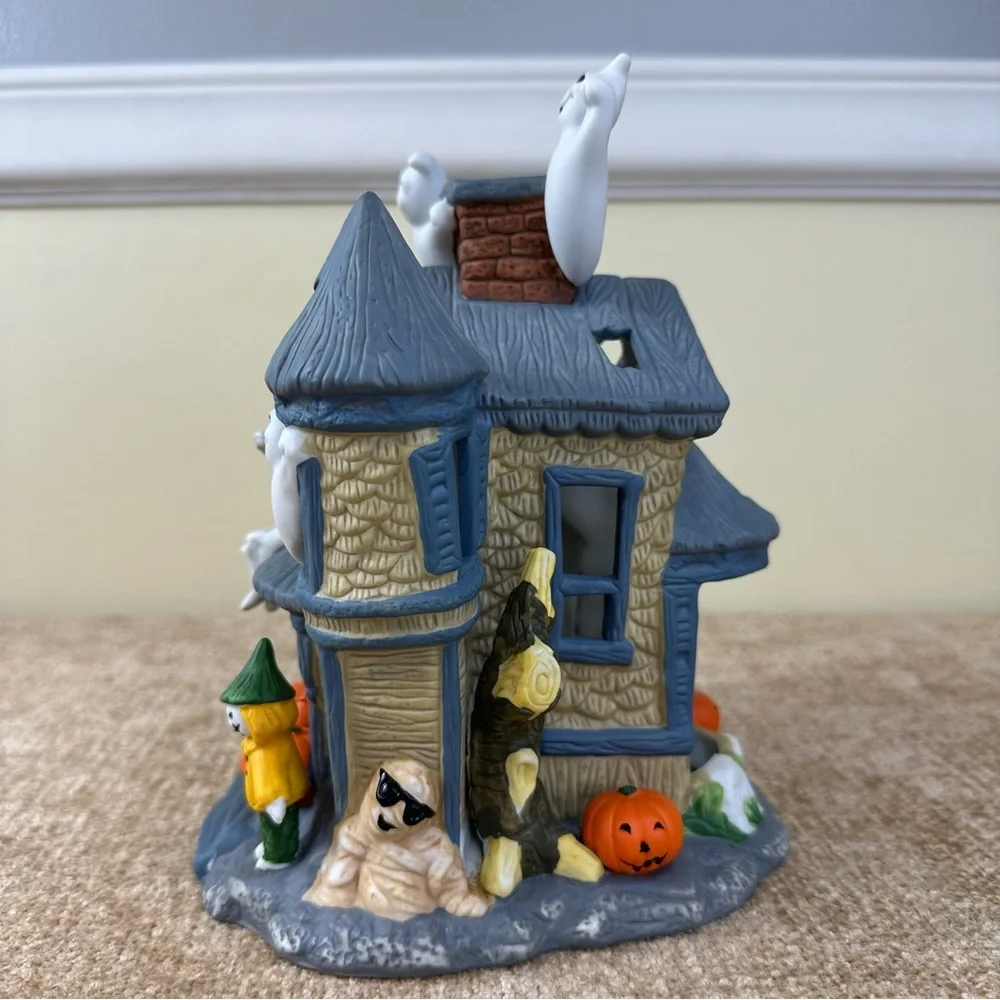 PartyLite Retired Ceramic Haunted Halloween Tealight Candle House